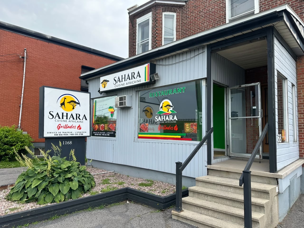 Devanture du restaurant Le Sahara, 1168 boul. Saint-Laurent Ouest à Longueuil